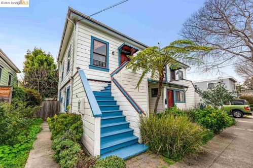 4327 Essex St, Oakland CA 94608-1216 exterior