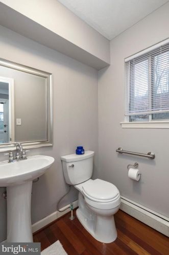 1298 Marshallton Thorndale Rd, Downingtown PA  19335-3754 exterior