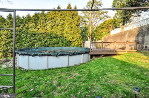 1715 Norwegian St, Primrose PA  17901-2109 exterior