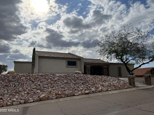 11006 Valley Dr, Scottsdale, AZ 85268-5526