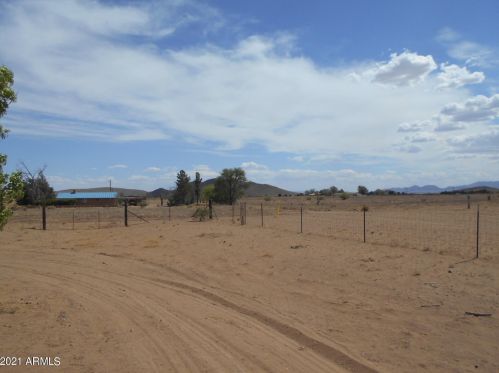 6218 Chiricahua Dr, Sunizona AZ  85625-6051 exterior