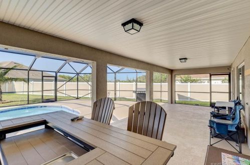 5860 Poe Ct, Port Saint Lucie FL  34986-4644 exterior