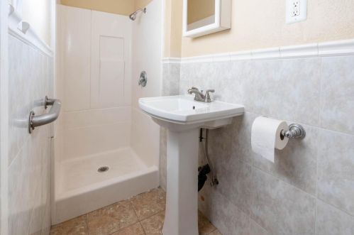 532 K St, Rio Linda CA  95673-3446 exterior