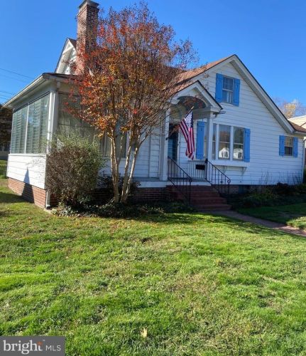 222 American Ave, Dover, DE 19901-3806