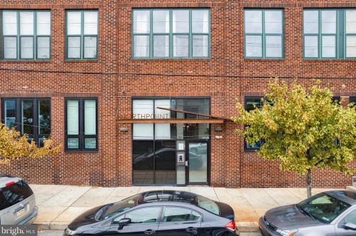 1203 3rd St, Philadelphia, PA 19147-5303
