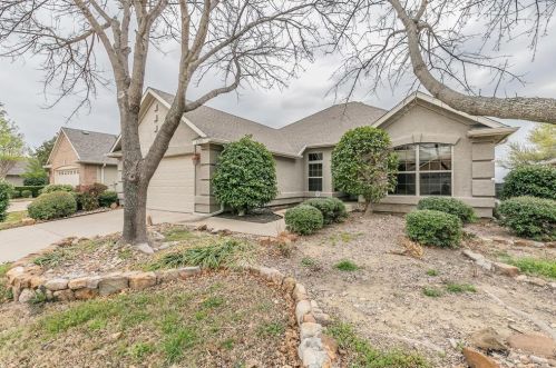 9301 Perimeter St, Denton, TX 76207-6667