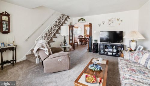 3128 Fairfield St, Philadelphia, PA 19136-1108