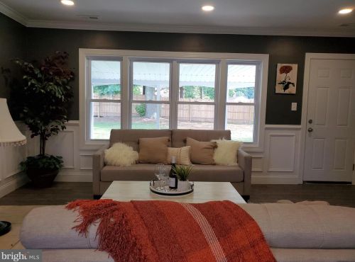 42 Bayberry Ln, Willingboro NJ  08046-1608 exterior