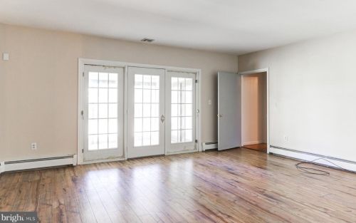 2958 Lincoln St, Camp Hill PA  17011-2832 exterior