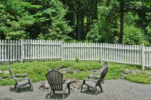 36 Pidgeon Hill Rd, Wantage NJ  07461-2729 exterior