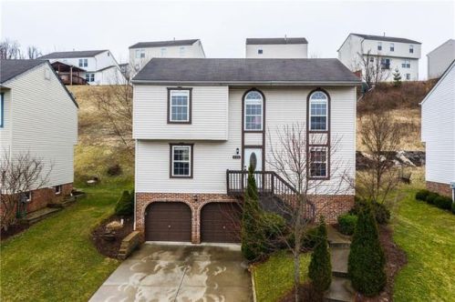 226 Hooks Ln, Canonsburg, PA 15317-1800