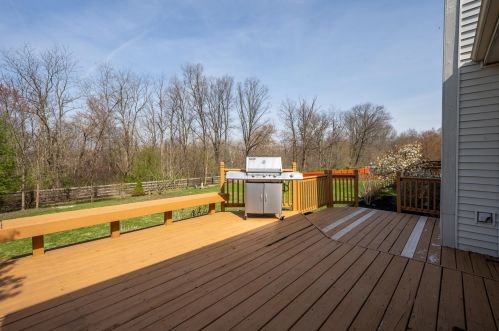 7440 Old Riv Dr, Blacklick OH  43004-7126 exterior