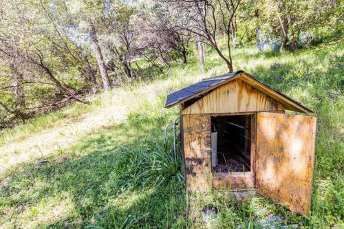 12510 Mid Mountain Rd, Potter Valley, CA 95469-9739