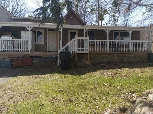 4 Fall Mountain Ter, Terryville, CT 06786-7231