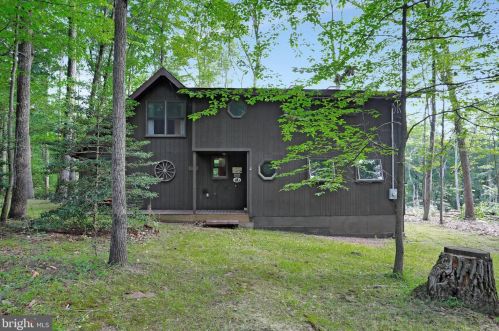 81 Twilight Ln, Hedgesville, WV 25427-6290