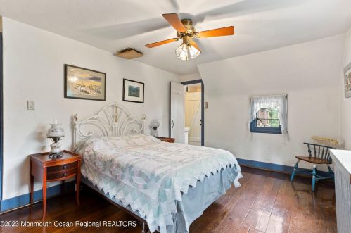 25 Schanck St, East Freehold NJ  07728-1844 exterior