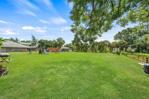 316 Robert Ave, Lehigh Acres FL 33936-4338 exterior