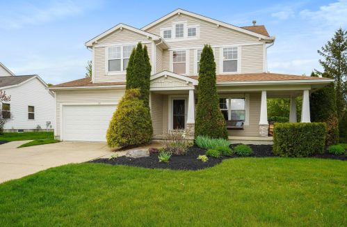 341 Stone Hedge Row Dr, Johnstown, OH 43031-1328