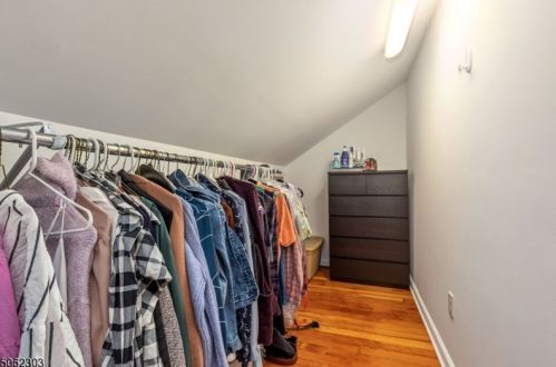 122 Hawthorne St, Roselle Park NJ  07204-1813 exterior