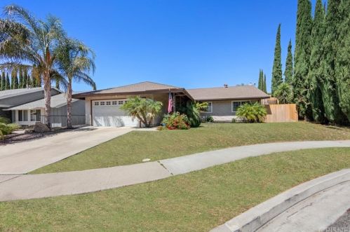2543 Graystone Pl, Simi Valley, CA 93065-2146