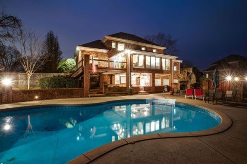2239 Avery Valley Dr, Franklin, TN 37067-5060