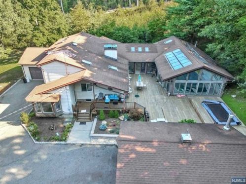 234 Morsetown Rd, West Milford Lakes NJ  07480-3104 exterior