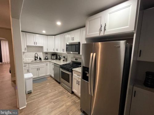 431 Park Dr, Manor PA  19036-1617 exterior