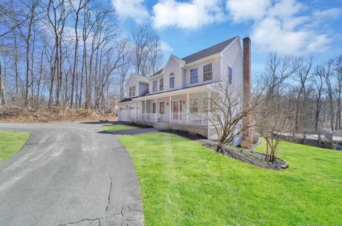 57 School House Ln, East Hampton, CT 06424-1886