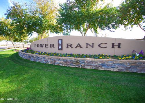 4231 Sundance Ave, Gilbert AZ 85297-6623 exterior