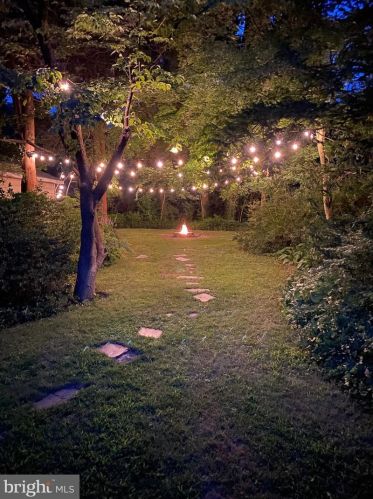 201 Plymouth Pl, Camden NJ  08109-2834 exterior