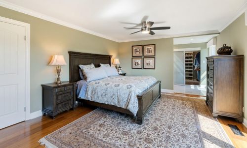 2510 Hastings Dr, Belmont CA  94002-3322 exterior