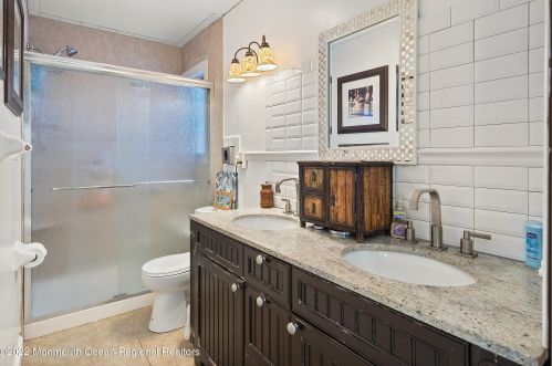 47 Van Ness Dr, Bricktown NJ  08723-5760 exterior