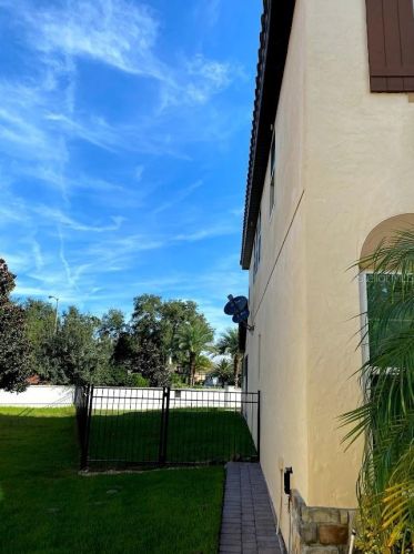 8625 Brixford St, Orlando, FL 32836-5809