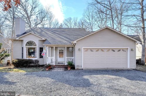 4111 Lakeview Pkwy, Locust Grove, VA 22508-5459