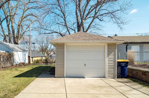 2060 97, Milwaukee WI 53227-1434 exterior