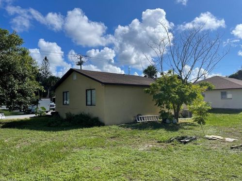 11380 Dean St, Bonita Springs, FL 34135-5915