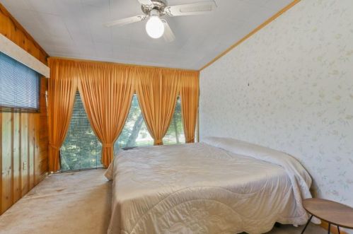 1750 Summit Dr, Lake Geneva WI  53147-1638 exterior