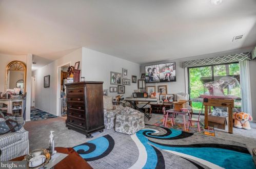 404 Pritchard Pl, Newtown Square PA  19073-3031 exterior