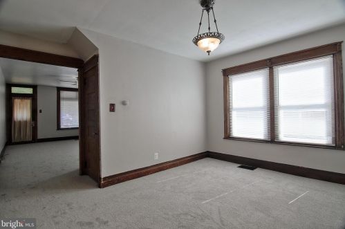 21 Adams St, Pottstown PA 19464-4102 exterior