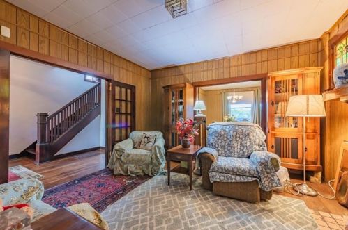 238 21st Ave, Whitaker PA  15120-2524 exterior