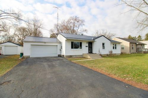 387 Kensington Pl, Marion, OH 43302-5640