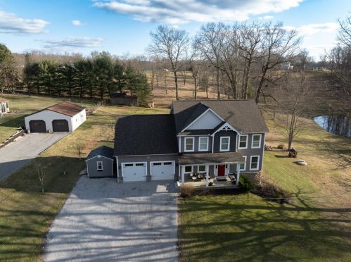 396 Starz Rd, Gibsonia, PA 15044-7956