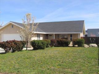 21320 Santa Maria Dr, Tehachapi CA  93561-8715 exterior
