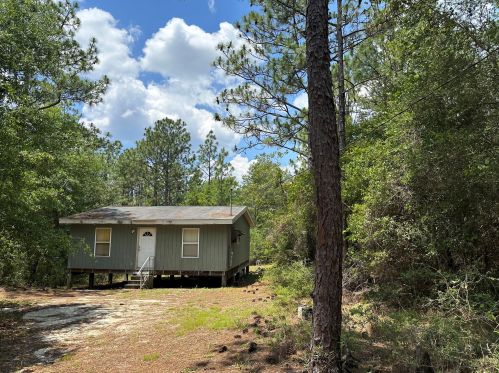1743 Hinote Rd, Defuniak Springs, FL 32433-9690