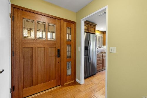 164 Oak Island Dr, Santa Rosa, CA 95409-6334