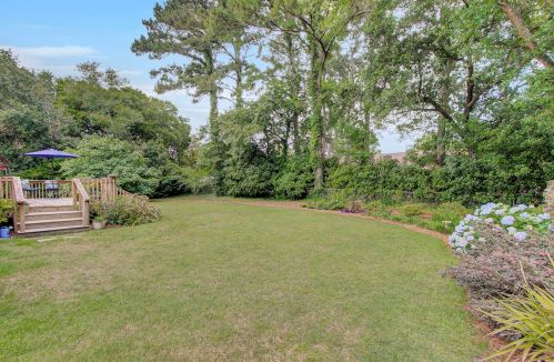 784 Wakendaw Blvd, Mount Pleasant SC  29464-5153 exterior