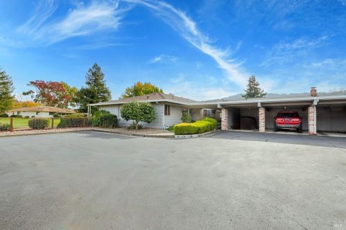 350 Oak Leaf Cir, Santa Rosa CA  95409-6202 exterior