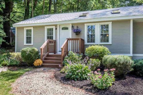 39 Upper Camp Rd, Northwood, NH 03261-4331