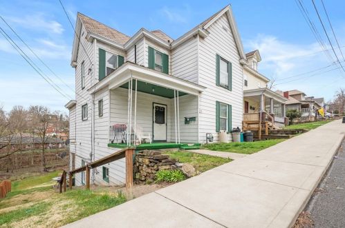225 Jefferson Ave, Canonsburg, PA 15317-3829