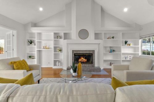 961 Selby Ln, San Jose CA  95127-1151 exterior
